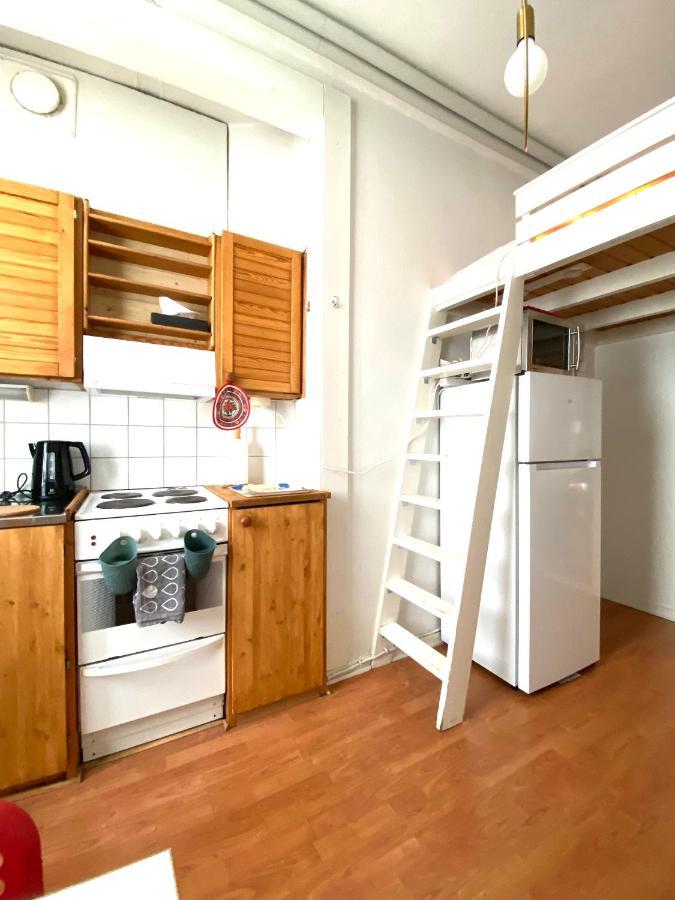 Small Home In Kamppi Хельсинки Экстерьер фото