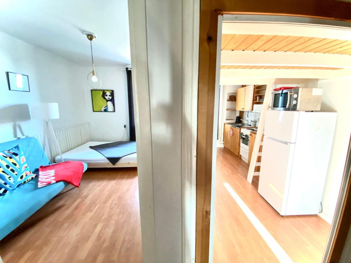 Small Home In Kamppi Хельсинки Экстерьер фото